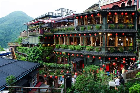 places to visit in taiwan.